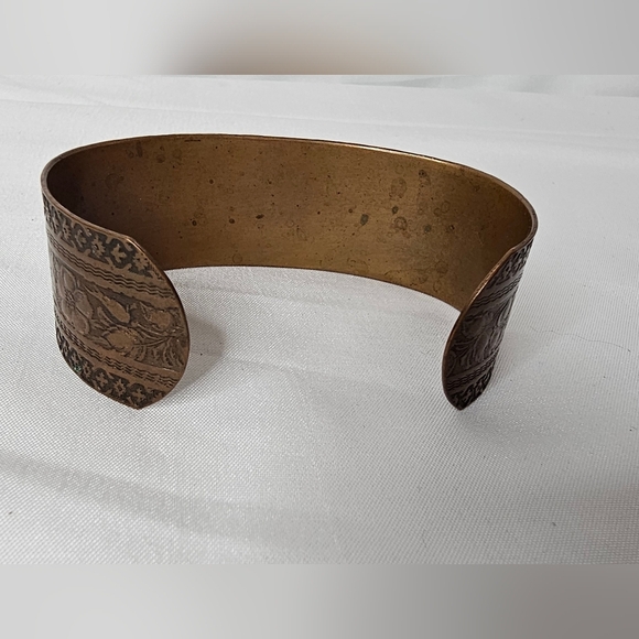 Vintage Floral Solid Copper Bracelet Cuff - Picture 3 of 5